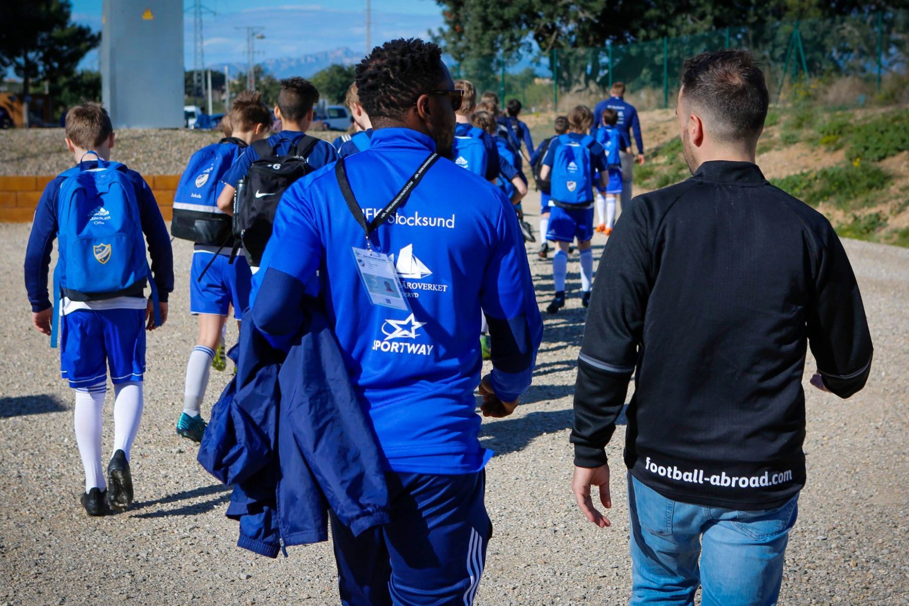Football Abroad på plats med laget
